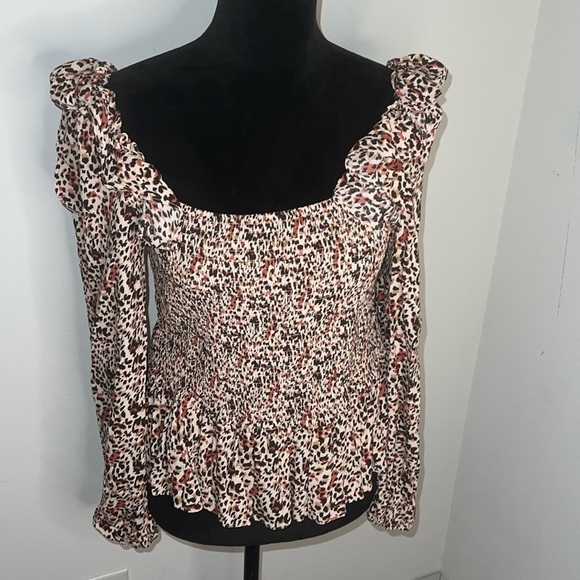 Gibson⭐️Latimer animal print brown tan hues smocked blouse long sleeves top Sz L - Picture 1 of 7